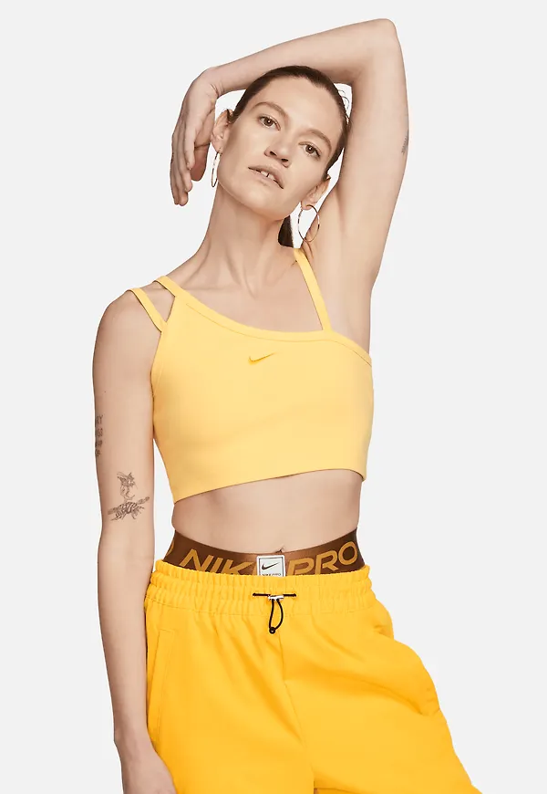 Nike Sportswear Everyday Modern