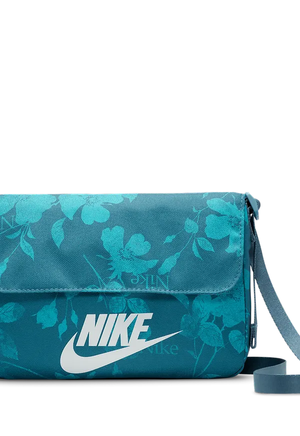 Nike Sportswear Futura