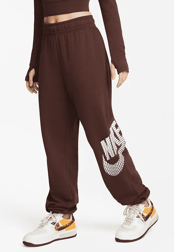 Nike Sportswear