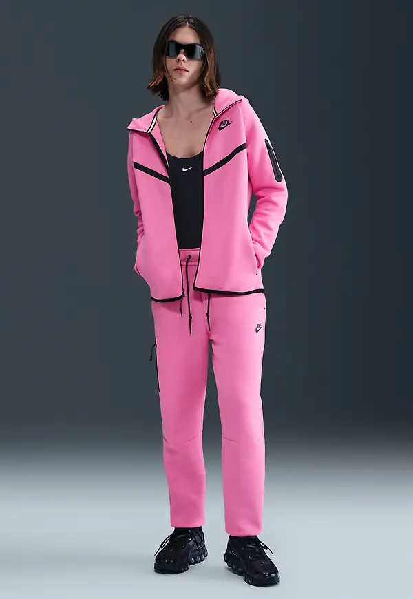 Nike Sportswear Tech Fleece