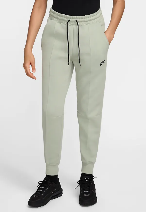 Nike Sportswear Tech Fleece