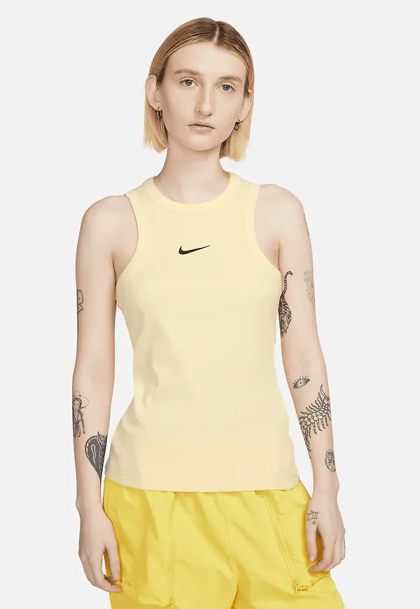 Nike Sportswear Trend