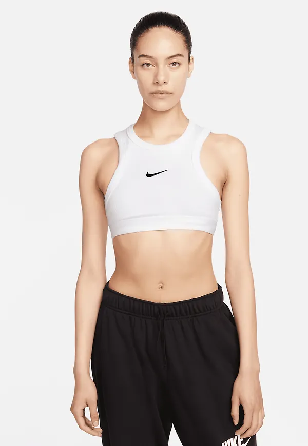 Nike Sportswear Trend
