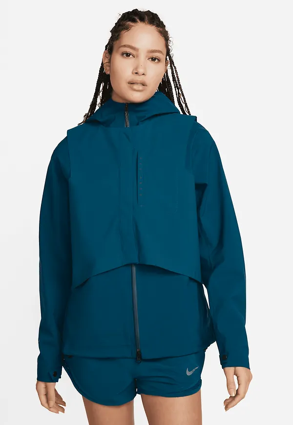 Nike Storm-FIT Run Division