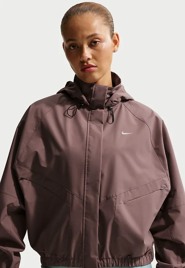 Nike Storm-FIT Swift