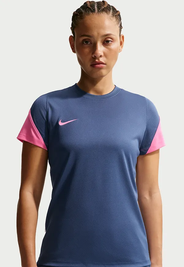 Nike Strike