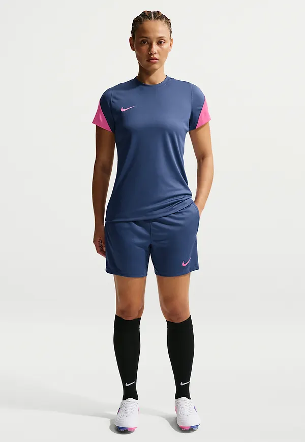 Nike Strike