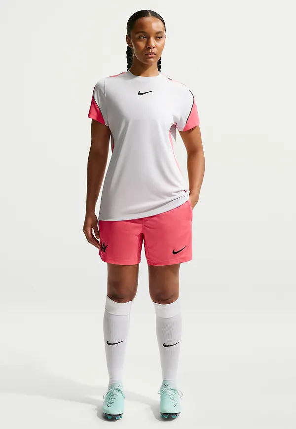 Nike Strike 