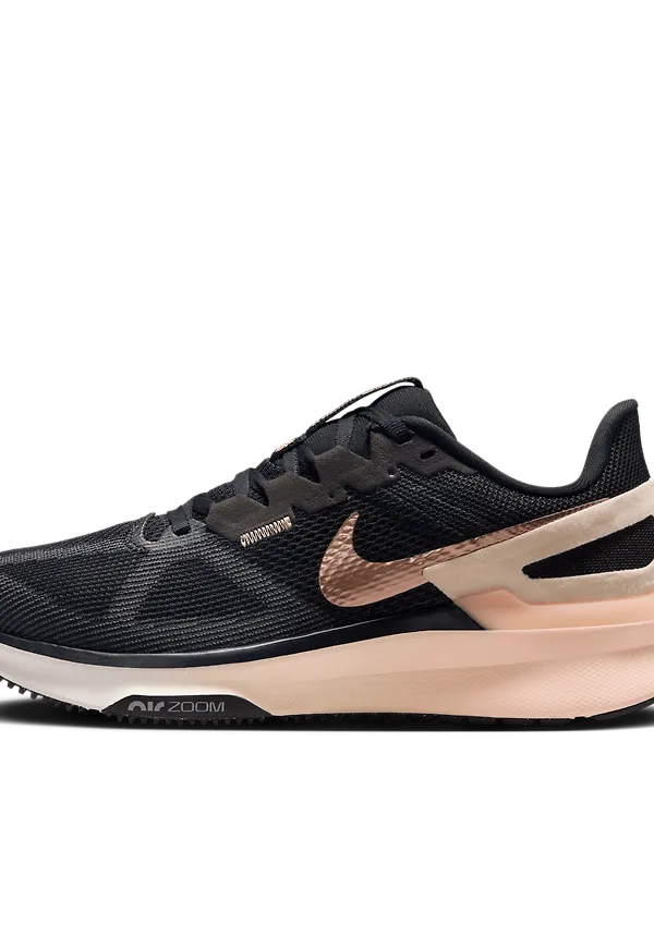 Nike Structure 25
