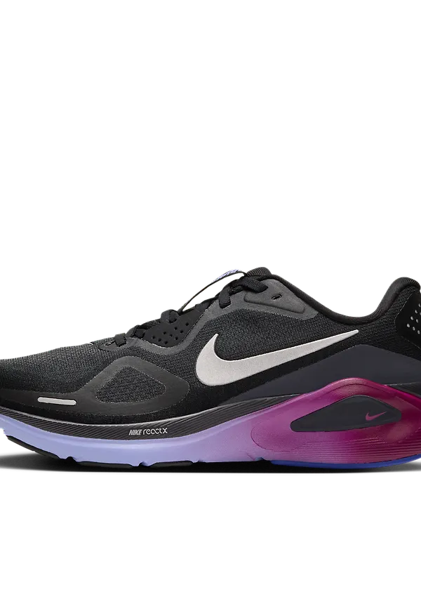 Nike Structure 26