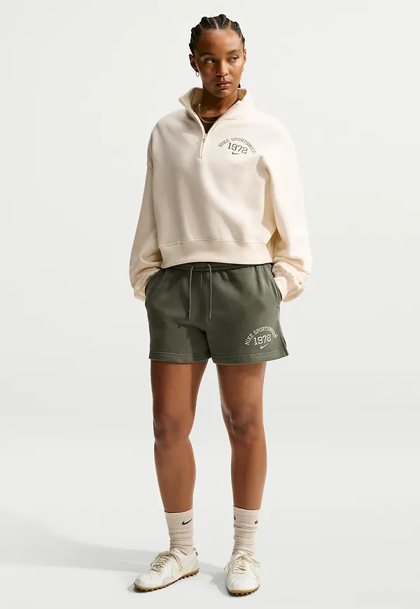 Nike Studio Fleece Medium Weight