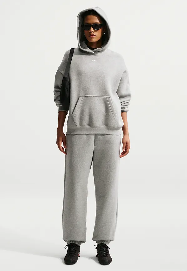 Nike Studio Fleece Medium Weight