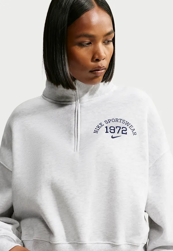 Nike Studio Fleece Medium Weight