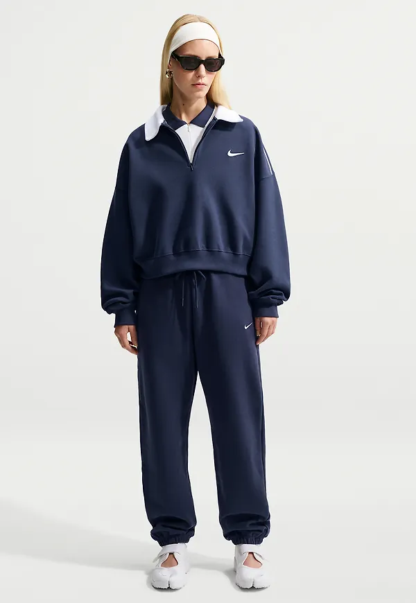 Nike Studio Fleece Medium Weight