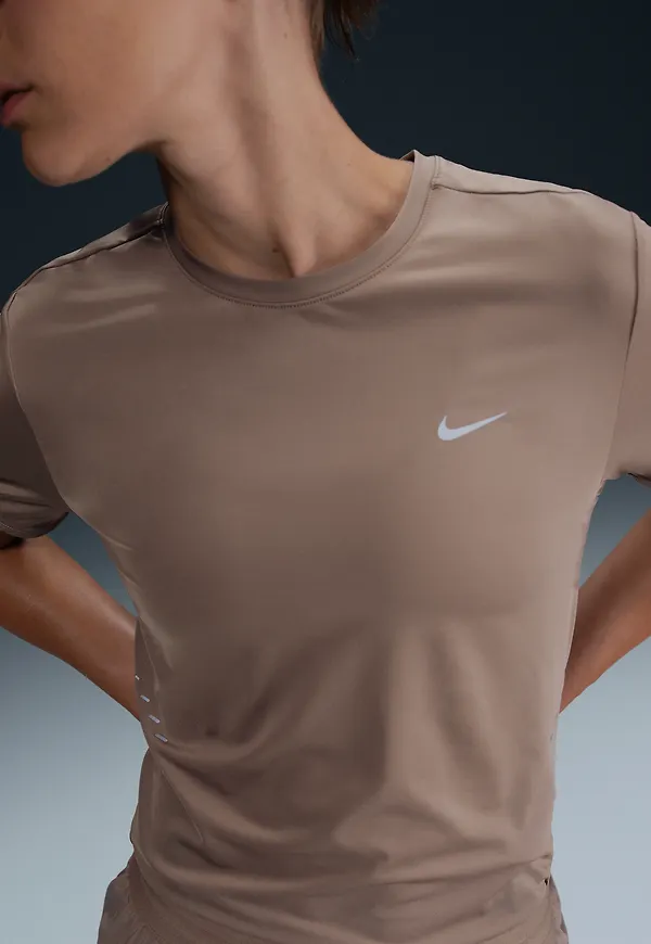 Nike Swift