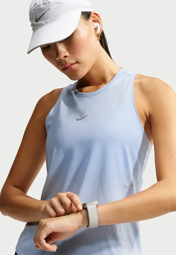 Nike Swift Aero-FIT