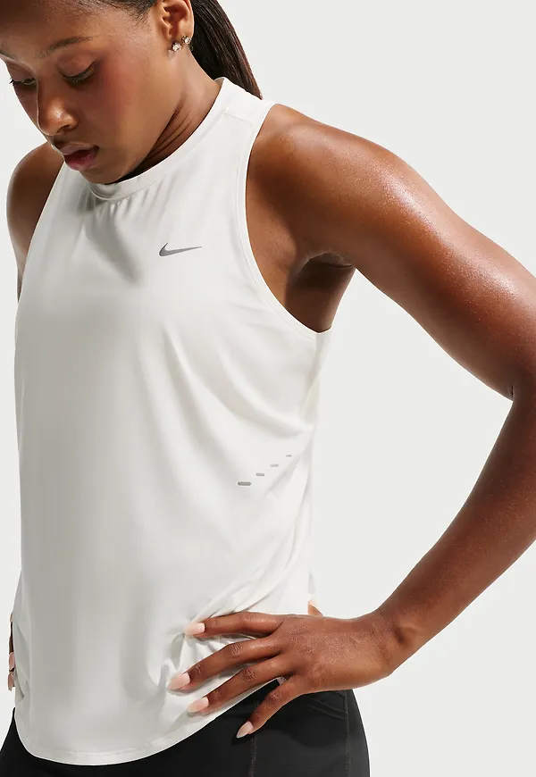 Nike Swift
