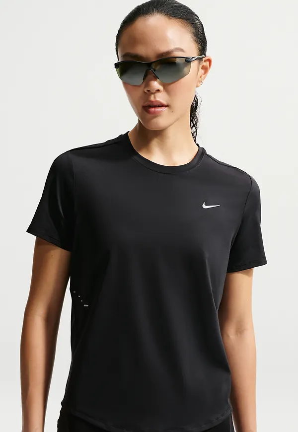 Nike Swift
