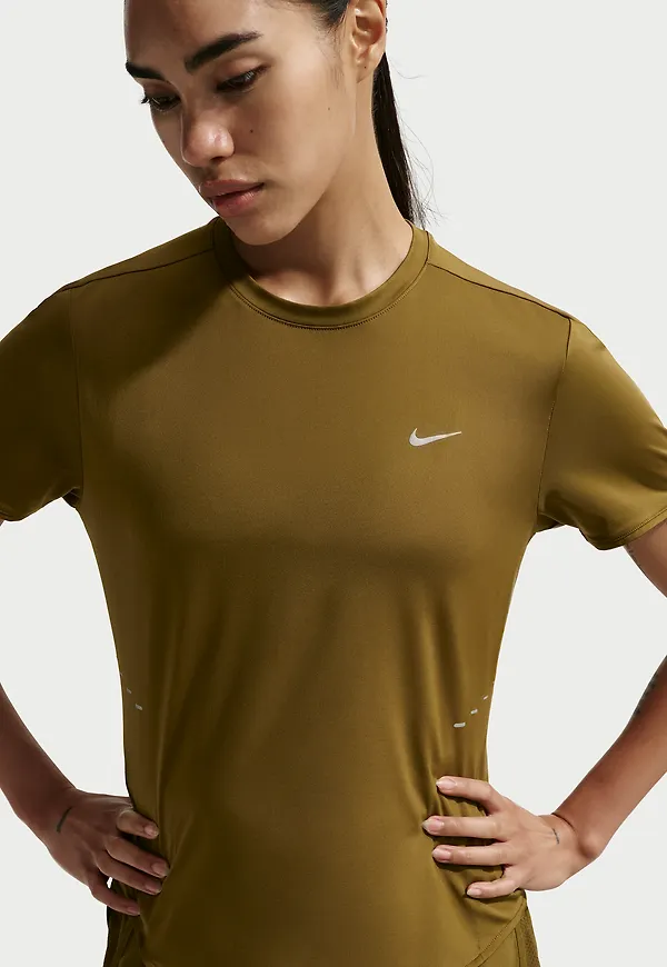 Nike Swift