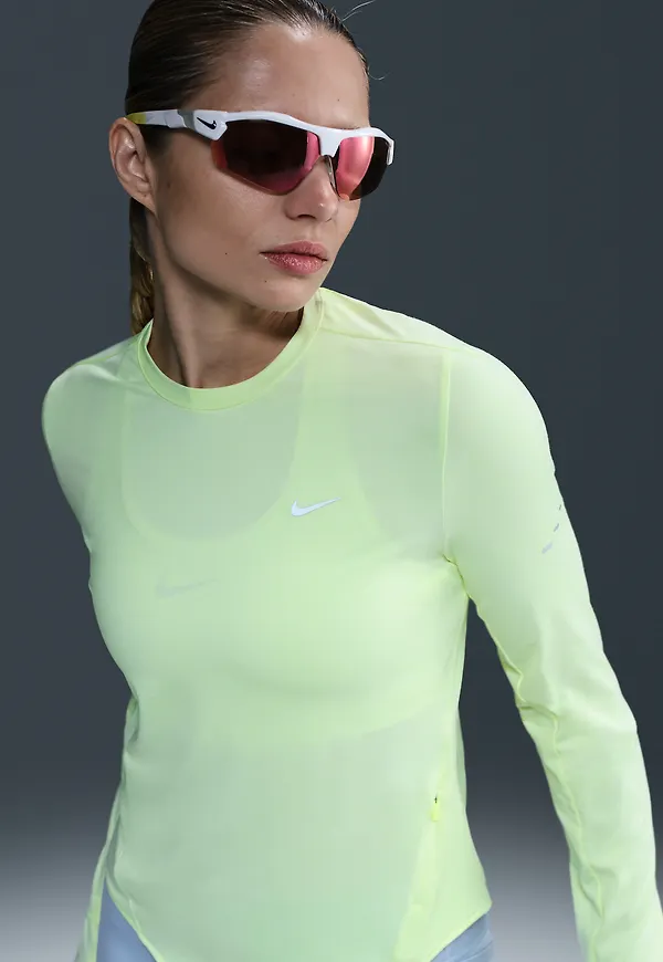 Nike Swift