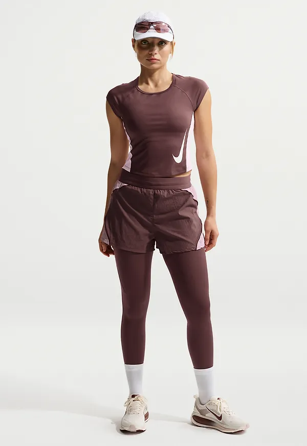 Nike Swift