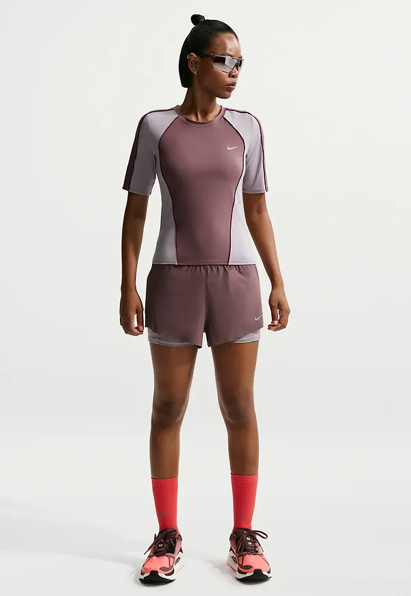 Nike Swift