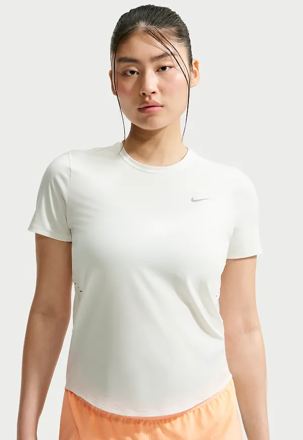Nike Swift