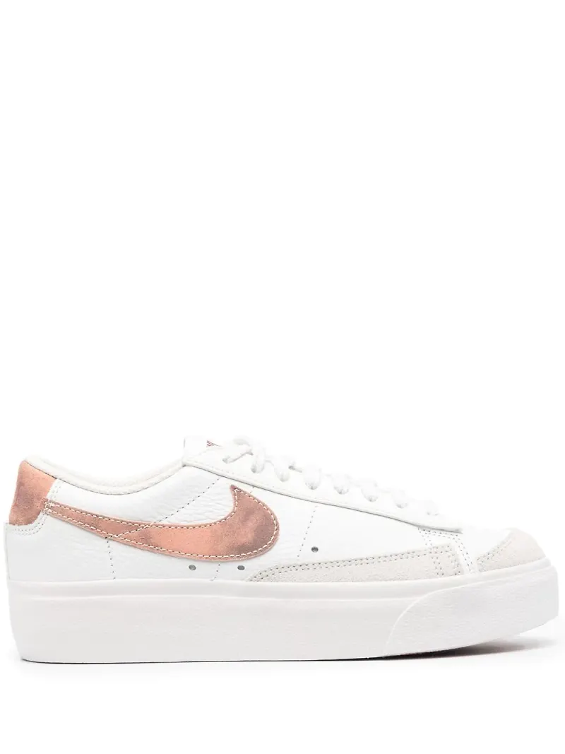 Nike Swoosh låga sneakers med logotyp - Vit