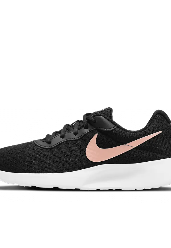 Nike Tanjun
