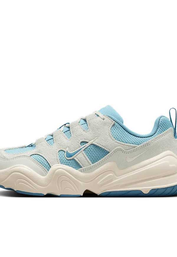 Nike Tech Hera