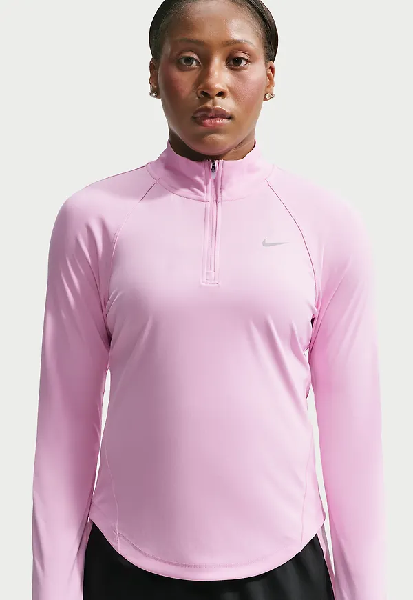 Nike Tempo