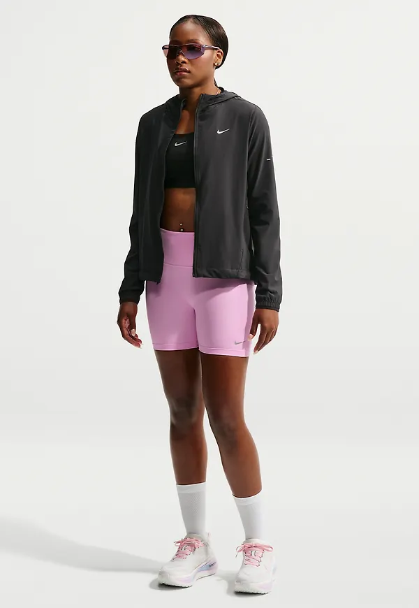 Nike Tempo