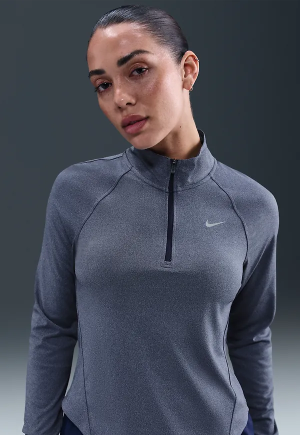 Nike Tempo