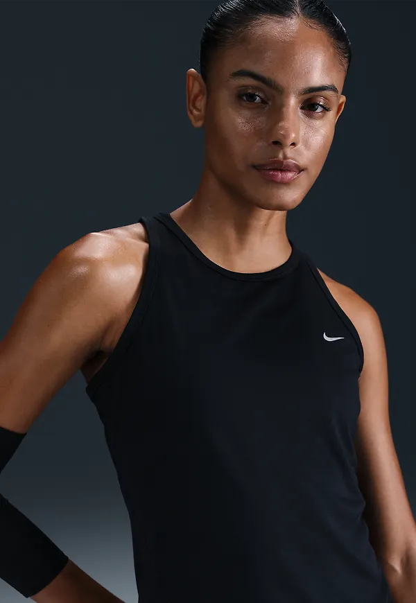 Nike Tempo