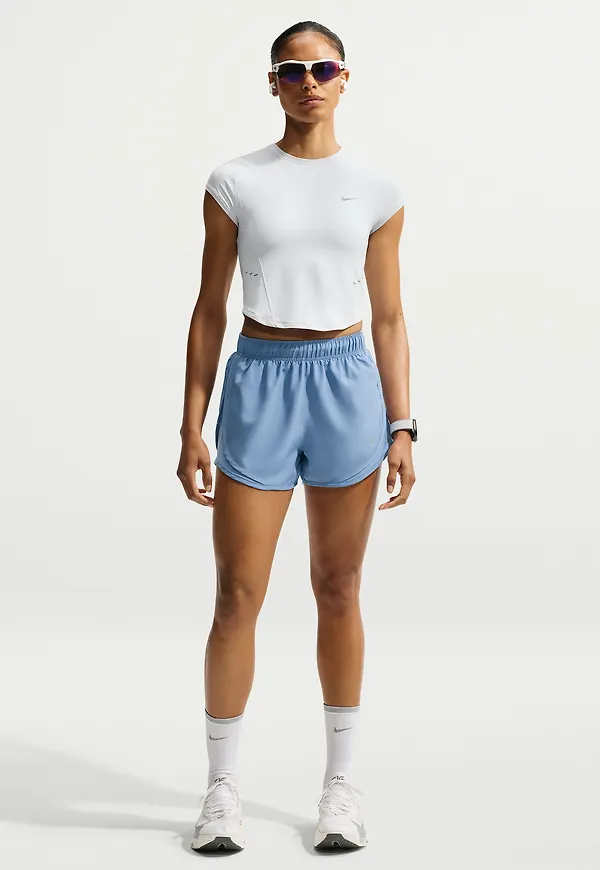 Nike Tempo