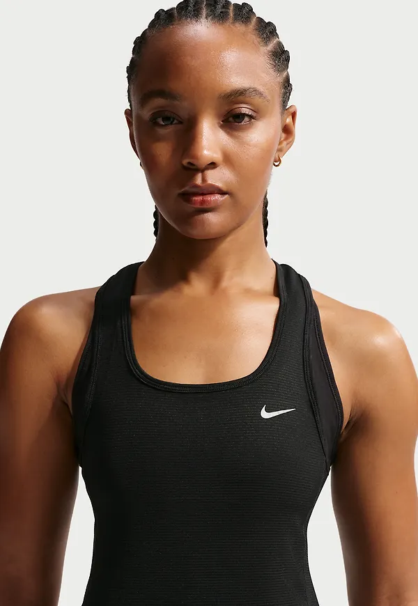 Nike Tempo