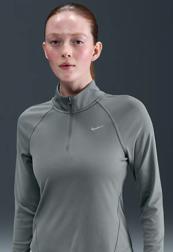 Nike Tempo
