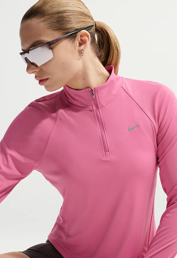Nike Tempo