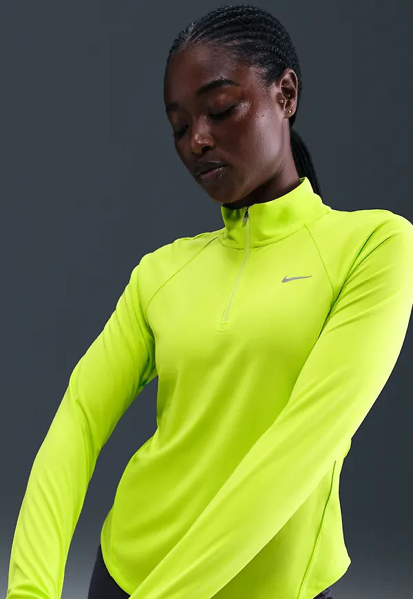 Nike Tempo