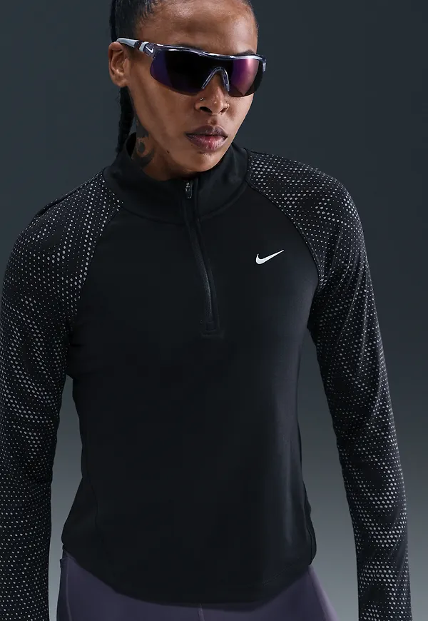 Nike Tempo Flash