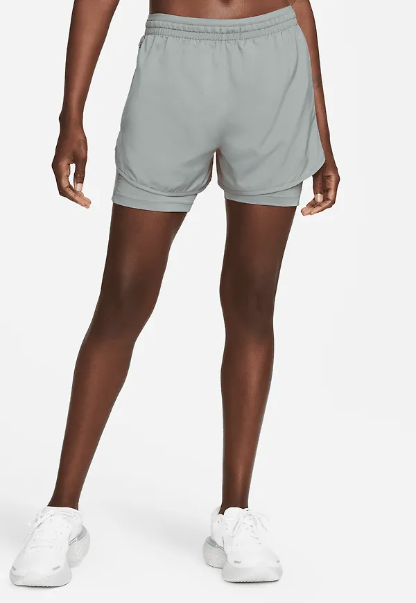 Nike Tempo Luxe
