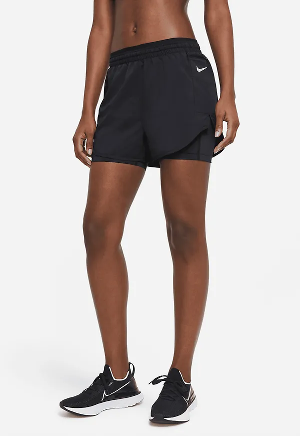 Nike Tempo Luxe