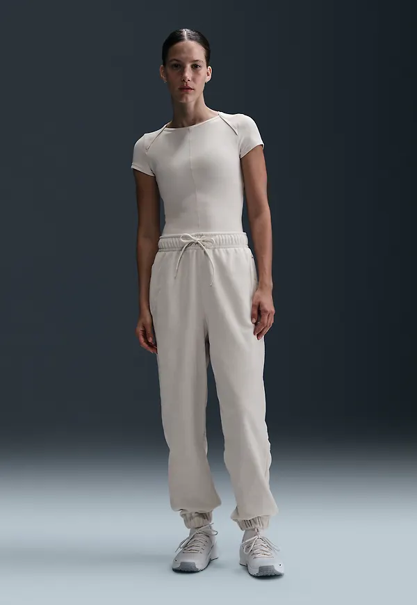 Nike Therma-FIT One