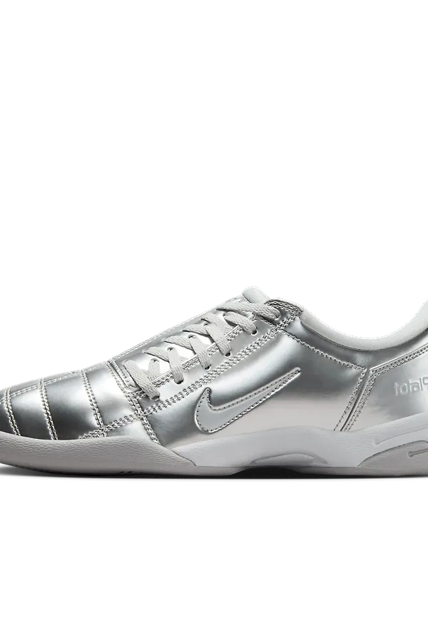 Nike Total 90