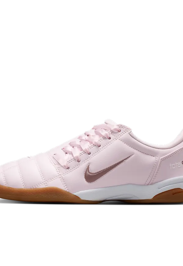 Nike Total 90