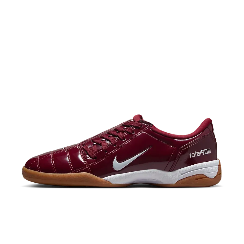 Nike Total 90
