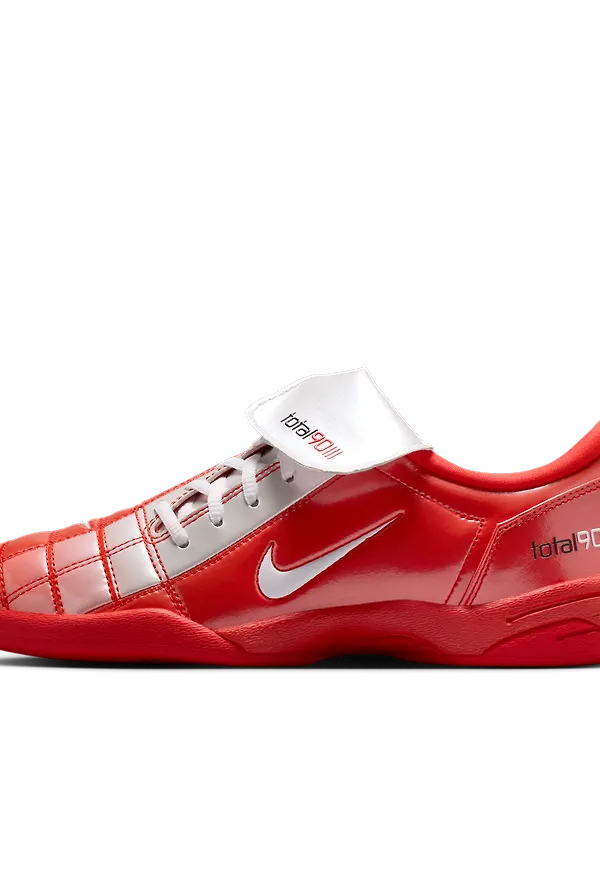 Nike Total 90 SE