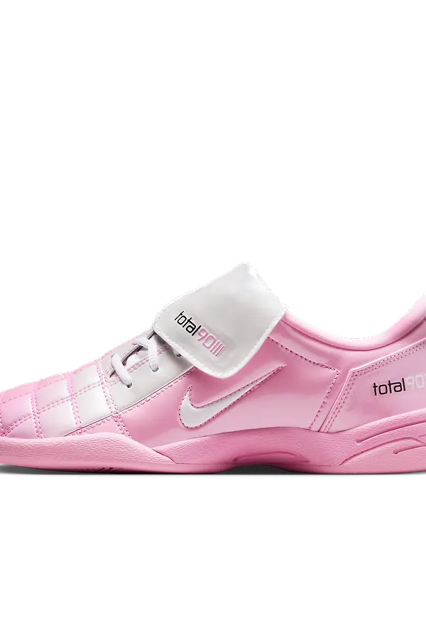 Nike Total 90 SE