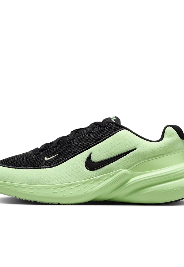 Nike Uplift SC