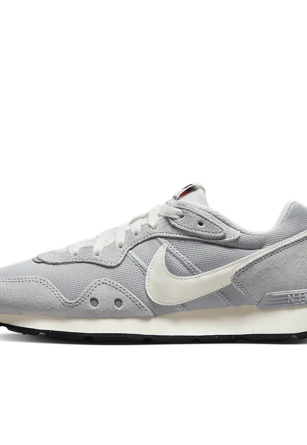 Nike Venture Runner